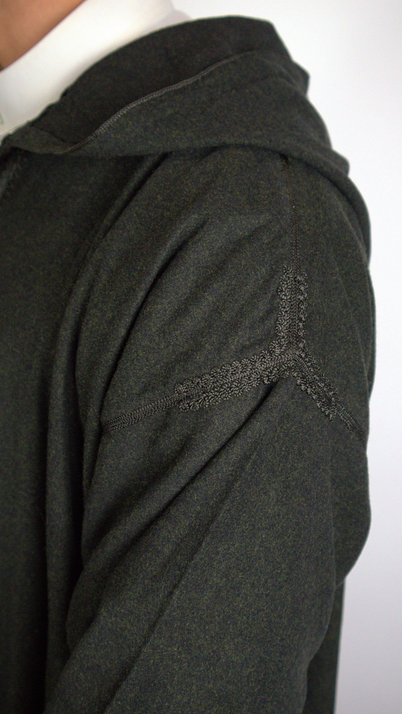 HANDMADE OLIVE DJELLABA image 3